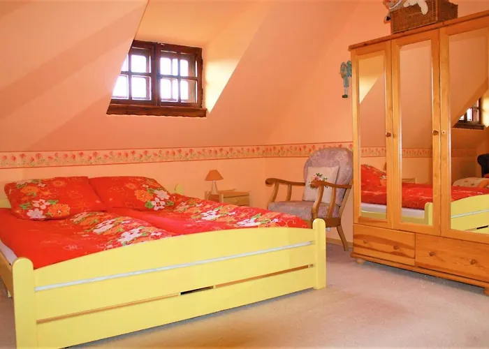 Holiday home Szafarnia 19 *